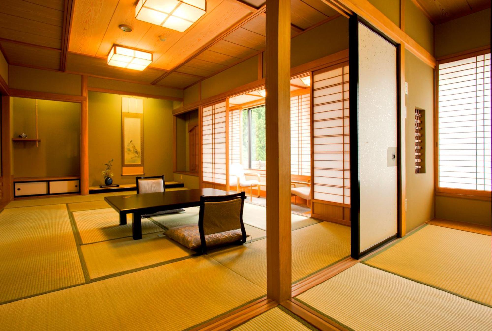 Tachibanaya Tsuruoka Quarto foto